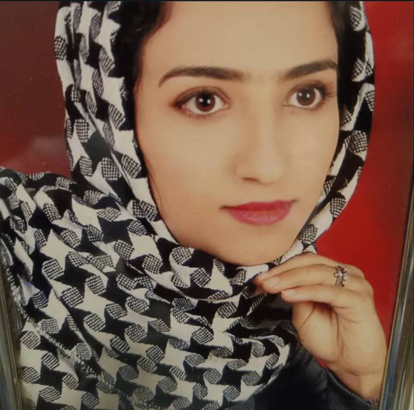 Masoumeh Azar Soroush · معصومه آذرسروش