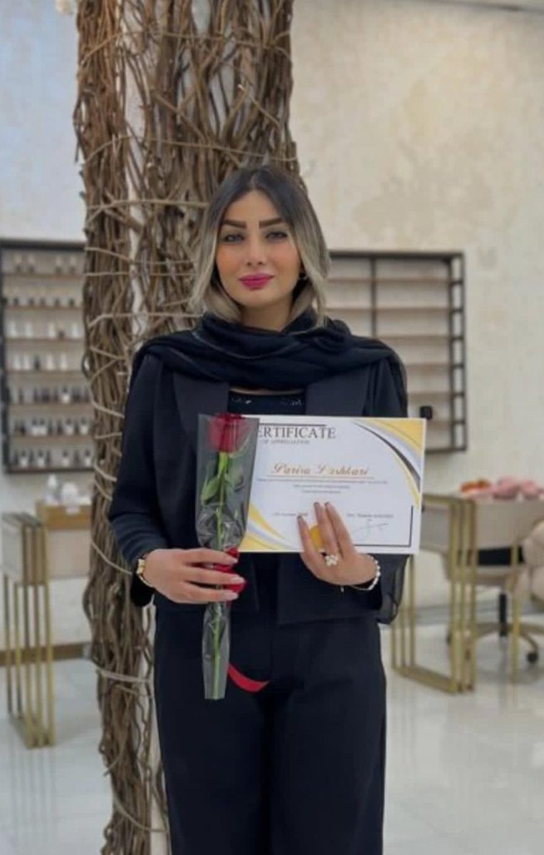 Parisa Lashgari · پریسا لشگری