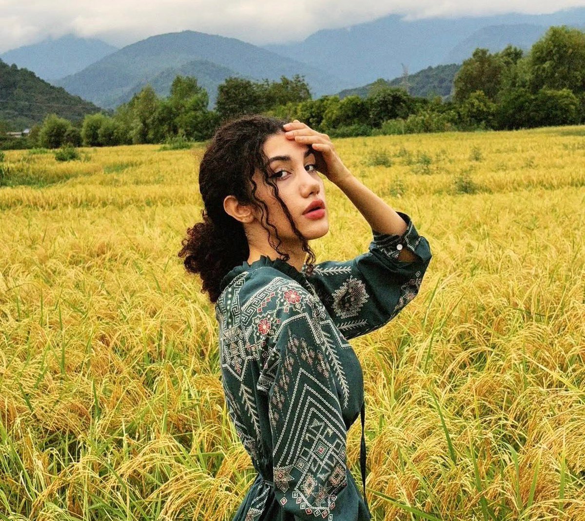 Sonia Mohseni · سونیا محسنی