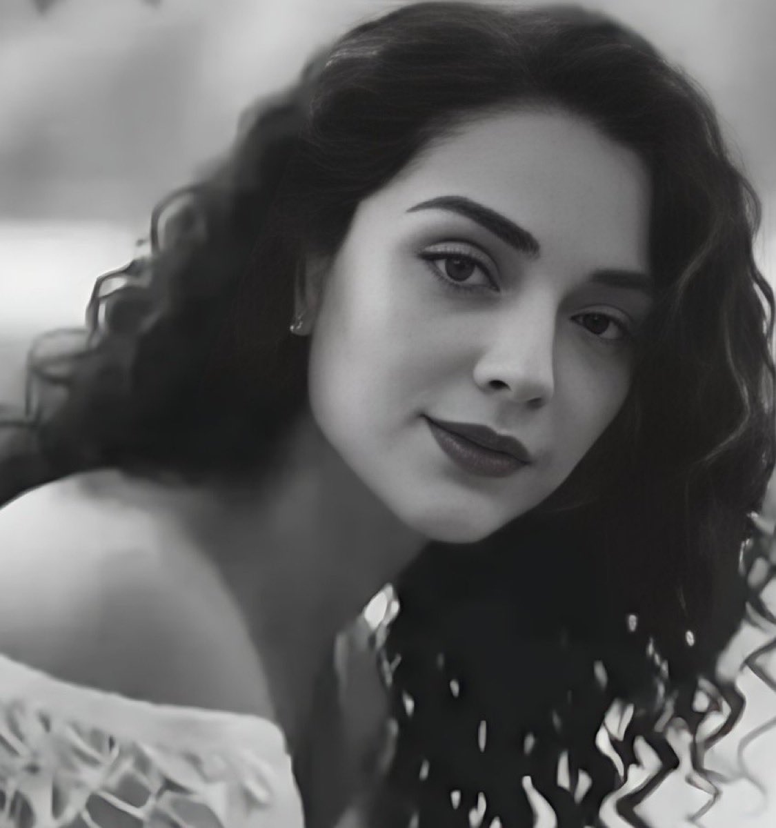 Aida Barsa · آیدا بارسا